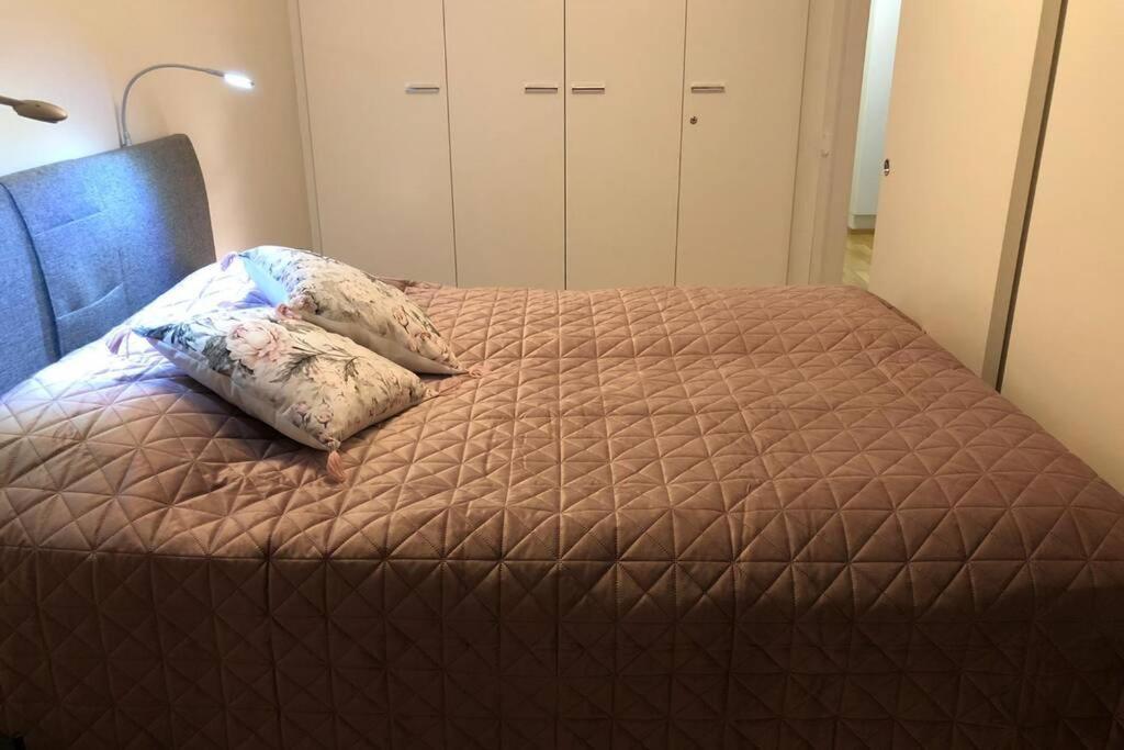 Keskustan Kaksio 45 M2 Autopaikalla, Rautatienkatu 19, 9 Krs Apartment Oulu Exterior photo
